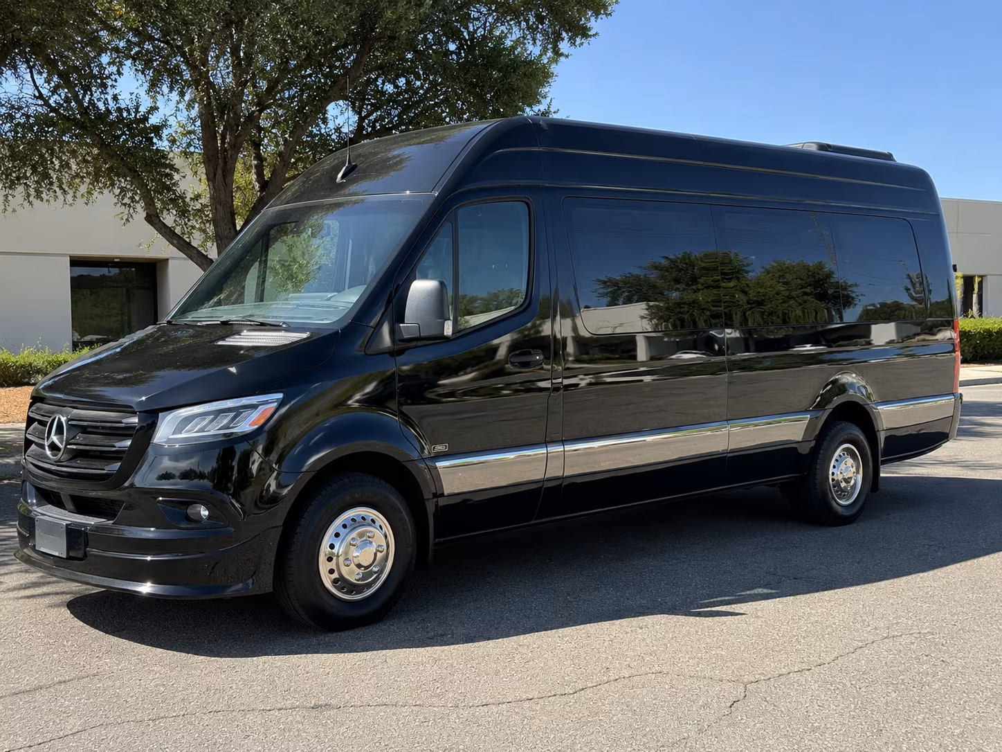 beaverton airport transportation onboard seating