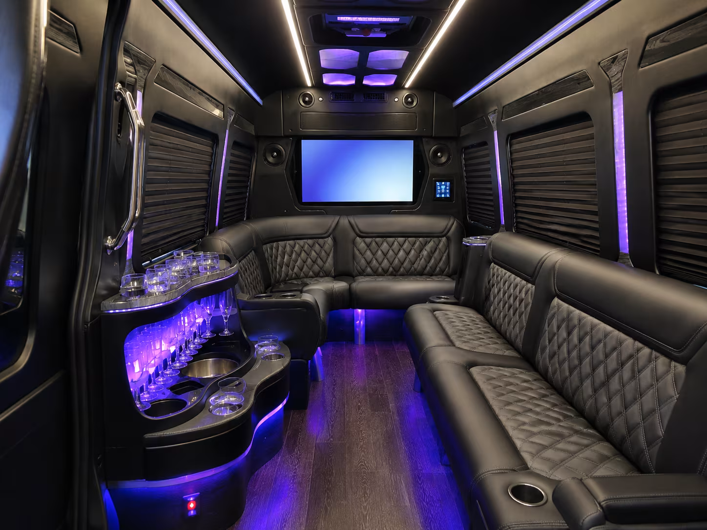 oregon convention center and portland event venue shuttles from beaverton